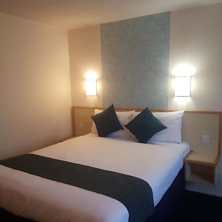 Days Inn Sutton Scotney North Экстерьер фото