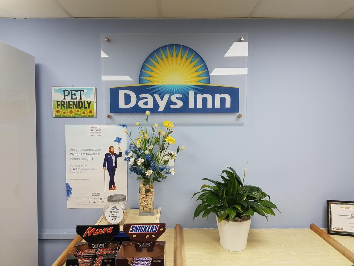 Days Inn Sutton Scotney North Экстерьер фото