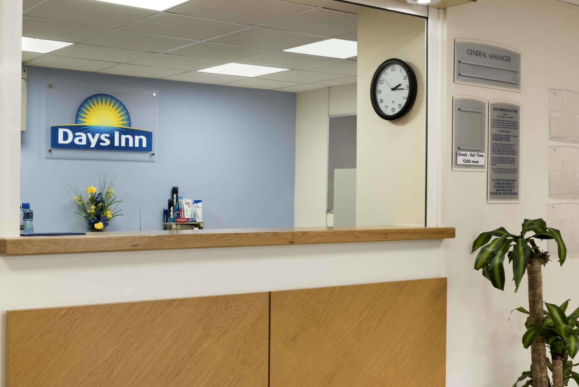 Days Inn Sutton Scotney North Экстерьер фото